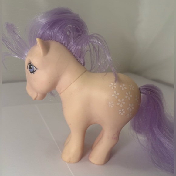 Vintage 1980s G1 My Little Pony Loose Toy Doll Hasbro Blossom GUC Purple White - Picture 2 of 4